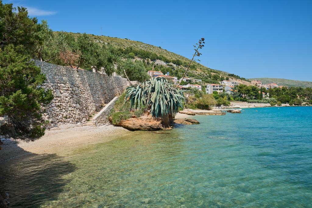 Villa Mila Trogir Bagian luar foto